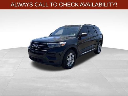 Used 2020 Ford Explorer XLT AWD/4WD image 3