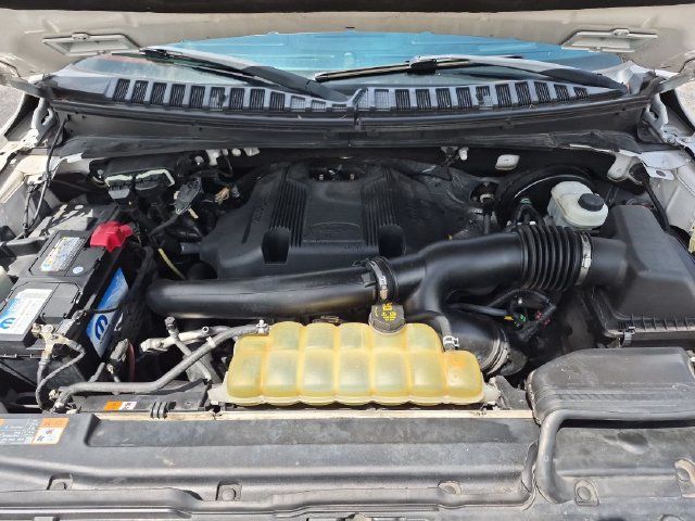 Used 2019 Ford Expedition Limited w/ Equipment Group 302A RWD image 30