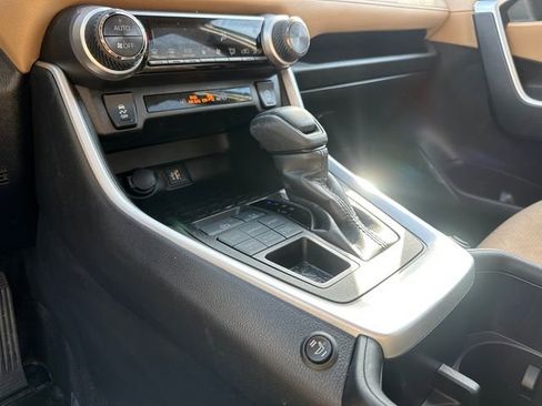 Used 2023 Toyota RAV4 XLE w/ Convenience Package image 32