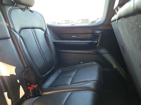 Used 2024 Jeep Wagoneer Series II w/ Flexible Seating Group AWD/4WD image 92