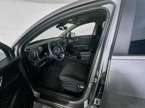 Used 2024 Kia Sportage LX image 13