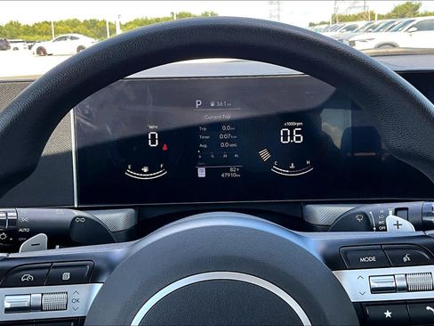 Used 2025 Hyundai Sonata SEL FWD image 25