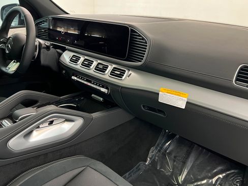 New 2026 Mercedes-Benz GLE 53 AMG 4MATIC image 24