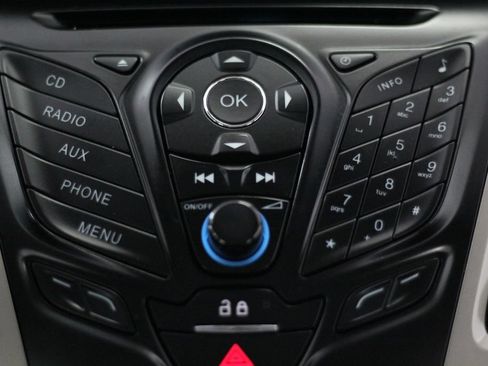 Used 2012 Ford Focus SEL FWD image 26