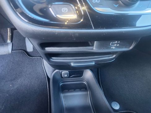 New 2026 Chrysler Voyager LX image 11