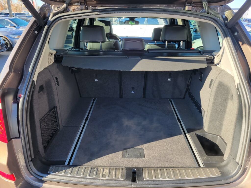 Used 2014 BMW X3 xDrive28i AWD/4WD image 9