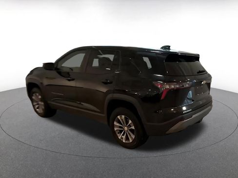 Used 2025 Chevrolet Equinox LT FWD image 10