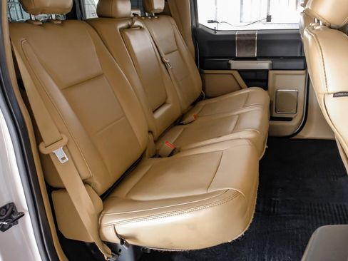 Used 2019 Ford F250 Lariat w/ Lariat Value Package image 33