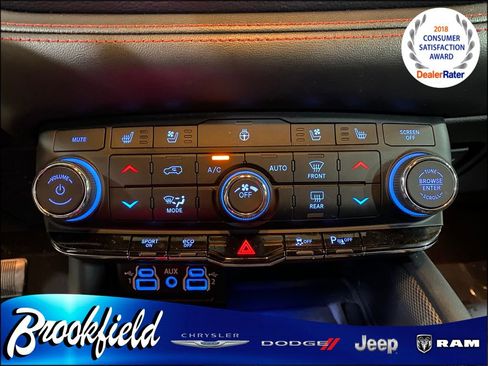 Used 2024 Dodge Durango R/T image 28