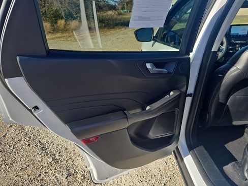 Used 2021 Ford Escape SEL w/ SEL Stealth AWD Package image 11