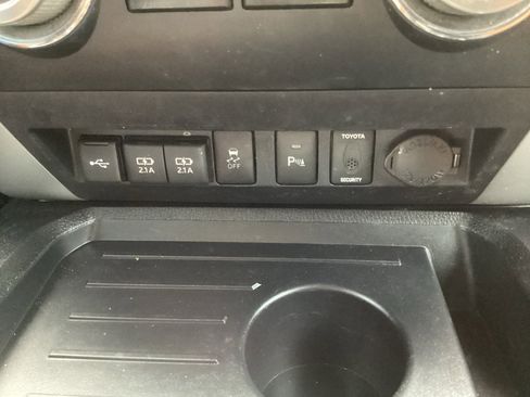 Used 2020 Toyota Tundra 1794 Edition image 24