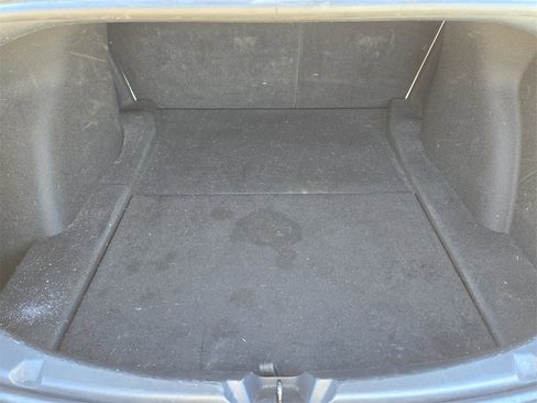 Used 2021 Tesla Model 3 Standard Range Plus image 26