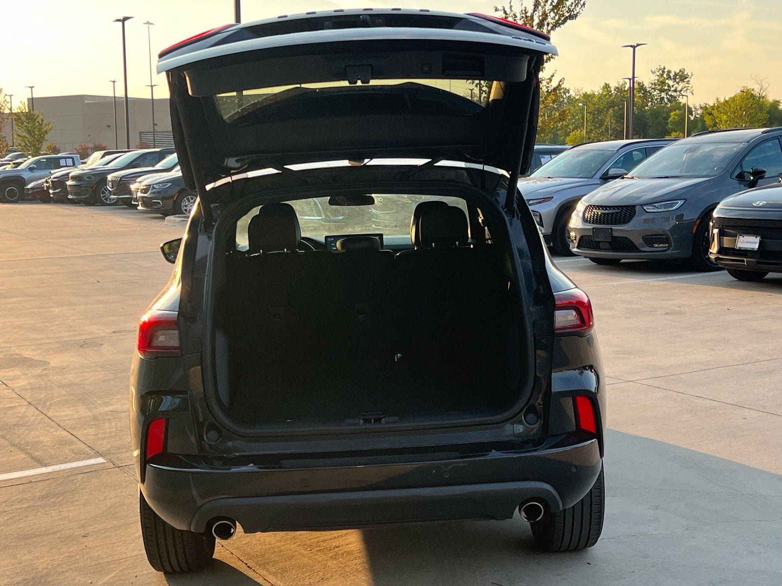 Used 2023 Ford Escape ST-Line Select w/ Tech Pack #2 AWD/4WD image 14