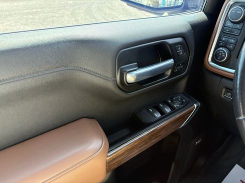 Used 2021 Chevrolet Silverado 1500 High Country w/ Technology Package AWD/4WD image 21