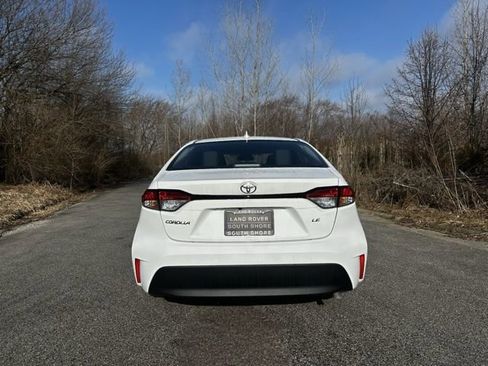 Used 2026 Toyota Corolla LE image 6