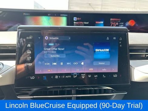 Used 2024 Lincoln Nautilus Reserve AWD/4WD image 26