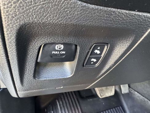 Used 2022 RAM 1500 Big Horn AWD/4WD image 27