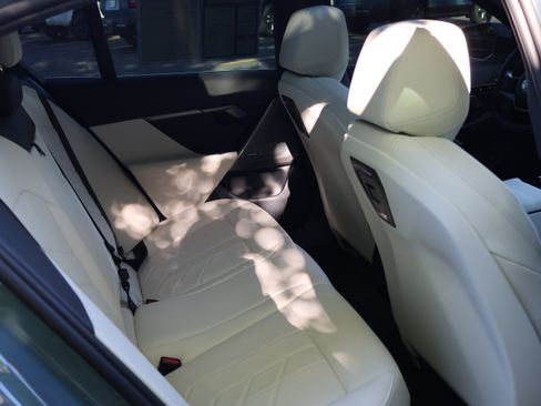 Used 2026 BMW 530i w/ Premium Package RWD image 22