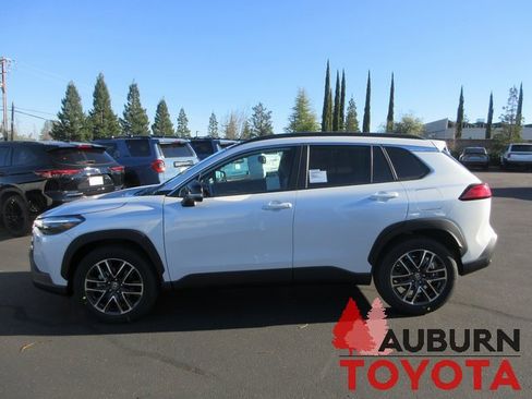 New 2026 Toyota Corolla Cross XLE image 7