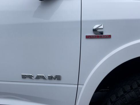 Used 2020 RAM 2500 Laramie image 9