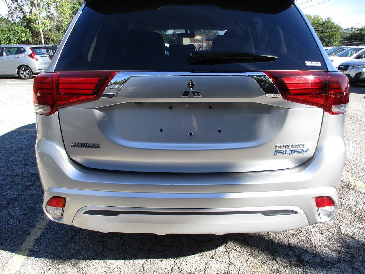 Used 2019 Mitsubishi Outlander SEL AWD/4WD image 16