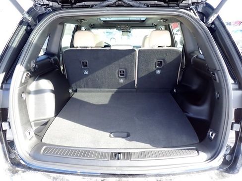 New 2025 Jeep Grand Cherokee Limited w/ Luxury Tech Group II image 6