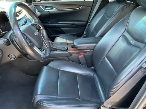 Used 2018 Cadillac XTS Luxury FWD image 5