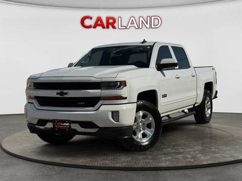 Used 2018 Chevrolet Silverado 1500 LT w/ Texas Edition AWD/4WD image 1