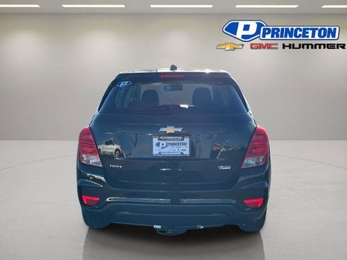 Used 2017 Chevrolet Trax LS FWD image 5
