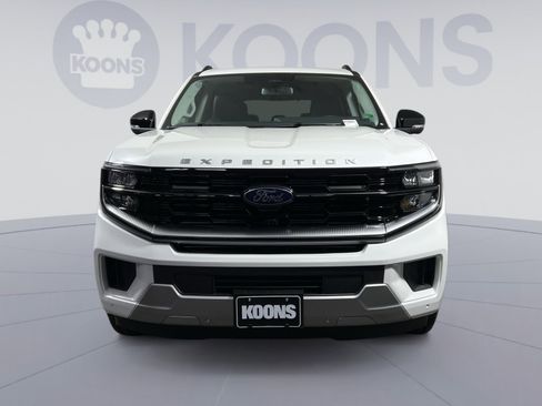 New 2026 Ford Expedition Platinum w/ Driver's Package image 11