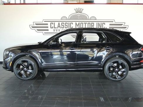 Used 2023 Bentley Bentayga AWD/4WD image 5