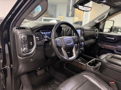 Used 2020 GMC Sierra 3500 Denali w/ Denali Ultimate Package AWD/4WD image 20