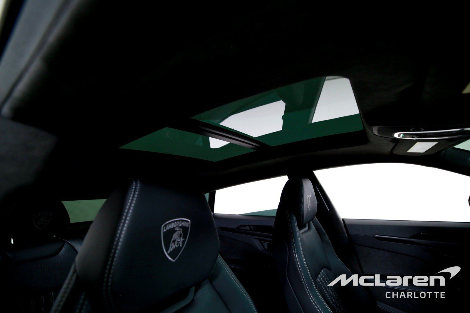 Used 2025 Lamborghini Urus S AWD/4WD image 28