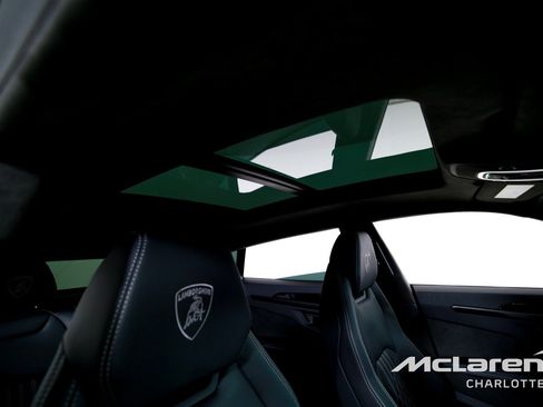 Used 2025 Lamborghini Urus S AWD/4WD image 28