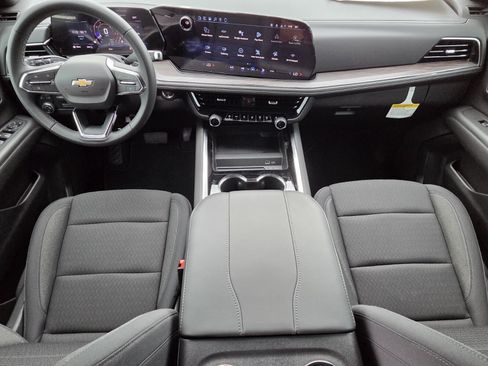 New 2026 Chevrolet Tahoe LS w/ LS Custom Edition AWD/4WD image 9