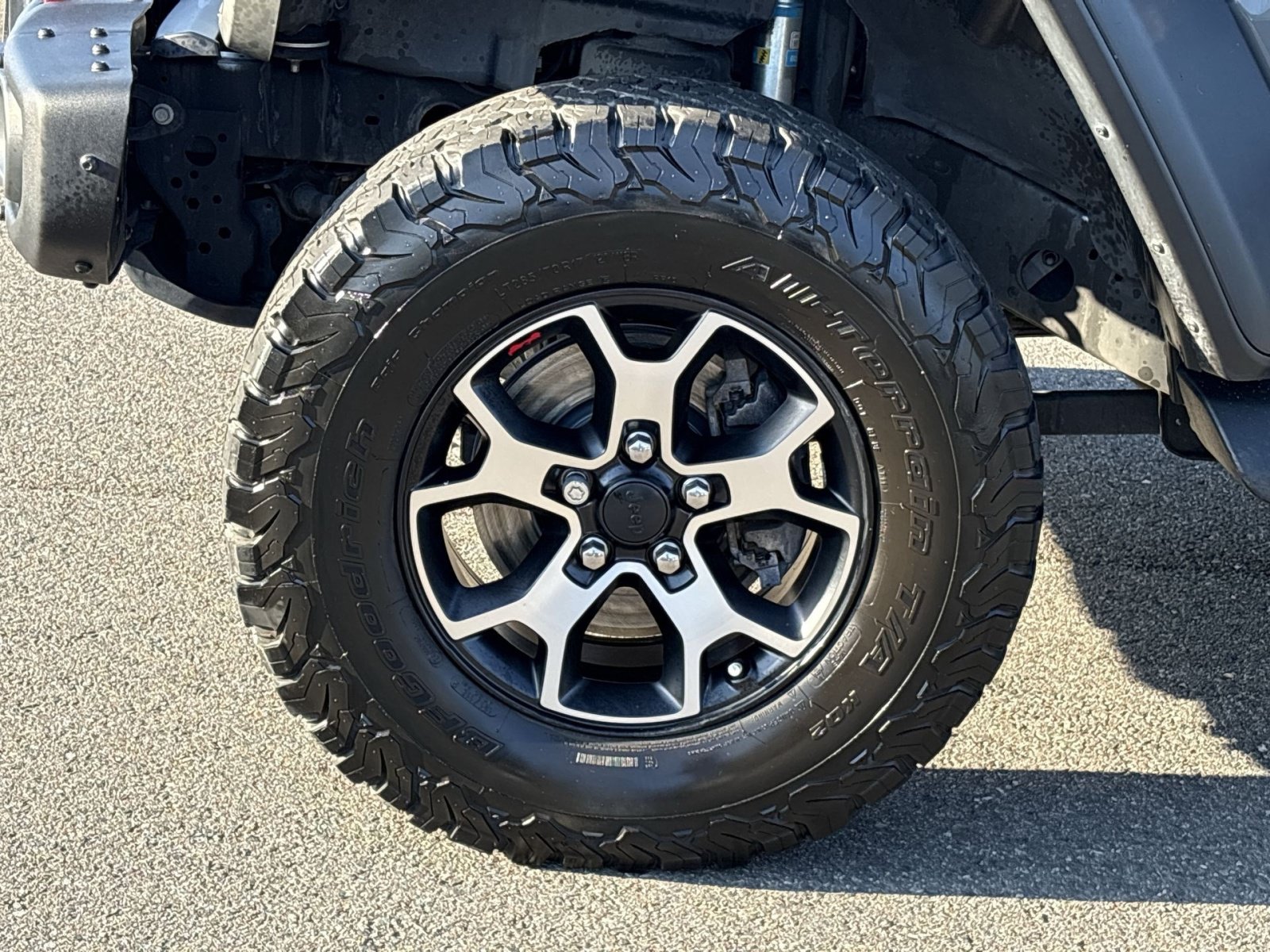 Used 2021 Jeep Wrangler Unlimited Rubicon AWD/4WD image 12