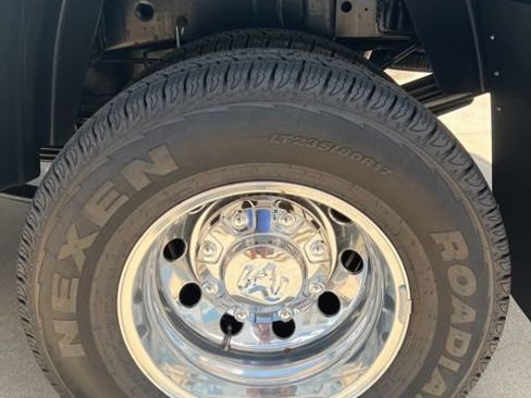 New 2026 RAM 3500 Laramie AWD/4WD image 25