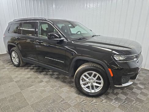 Used 2024 Jeep Grand Cherokee L Laredo w/ Trailer Tow Package AWD/4WD image 7