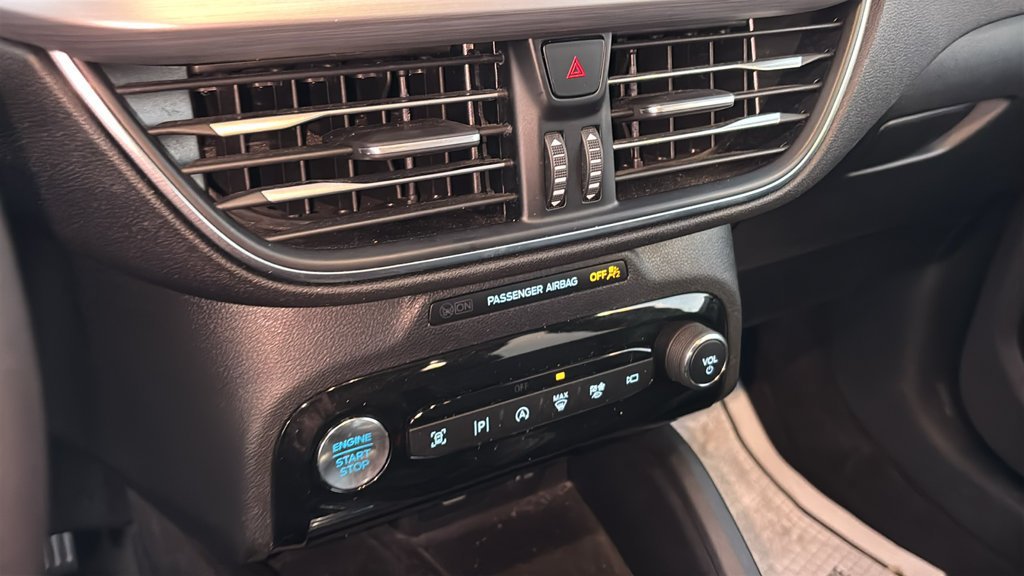 Used 2024 Ford Escape Platinum AWD/4WD image 19