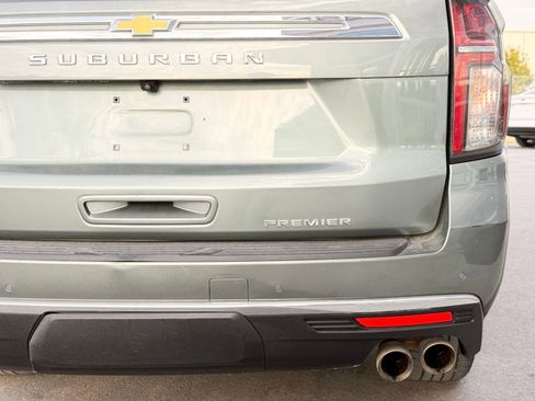 Used 2023 Chevrolet Suburban Premier RWD image 10