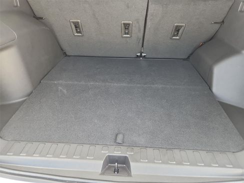 Used 2024 Chevrolet Equinox LS w/ LS Convenience Package FWD image 24