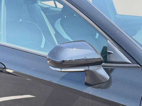 Used 2026 Toyota Camry Hybrid AWD/4WD image 10