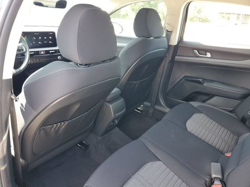 New 2026 Kia K5 LXS FWD image 23