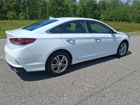 Used 2019 Hyundai Sonata SEL w/ Tech Package 02 FWD image 5