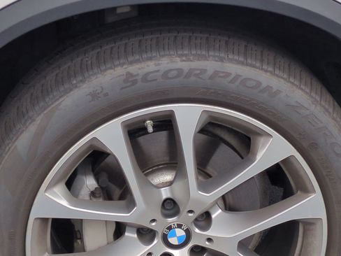Used 2020 BMW X5 xDrive40i w/ Convenience Package AWD/4WD image 12