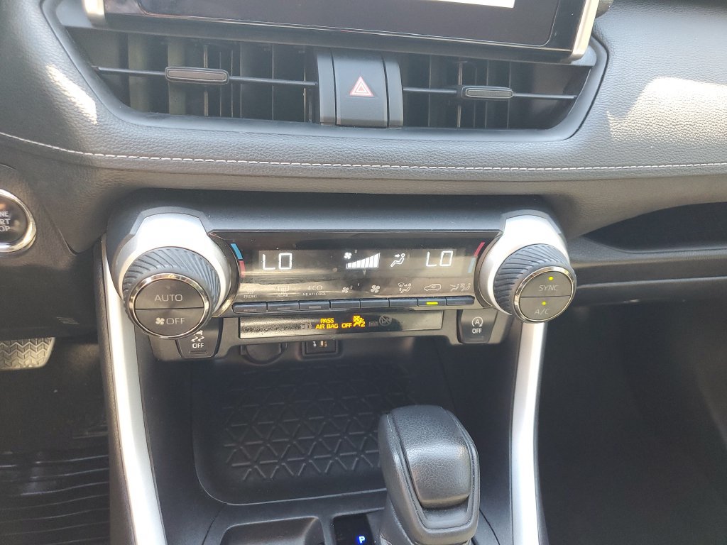 Used 2024 Toyota RAV4 XLE AWD/4WD image 22