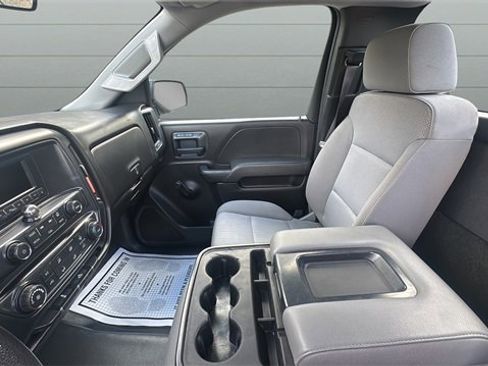 Used 2017 Chevrolet Silverado 2500 W/T w/ Snow Plow Prep Package image 19