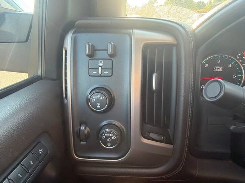 Used 2017 GMC Sierra 1500 Denali AWD/4WD image 12