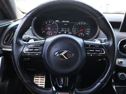 Used 2018 Kia Stinger GT2 AWD/4WD image 27