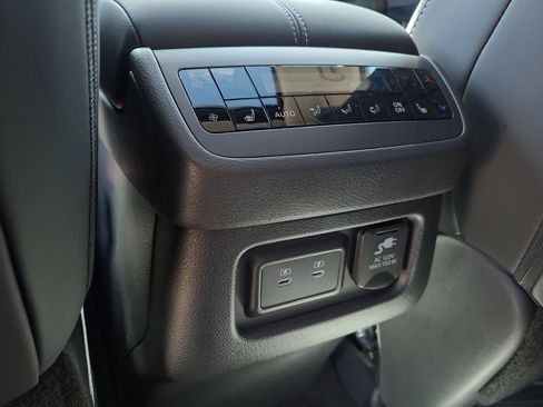 New 2026 Nissan Pathfinder Platinum image 11